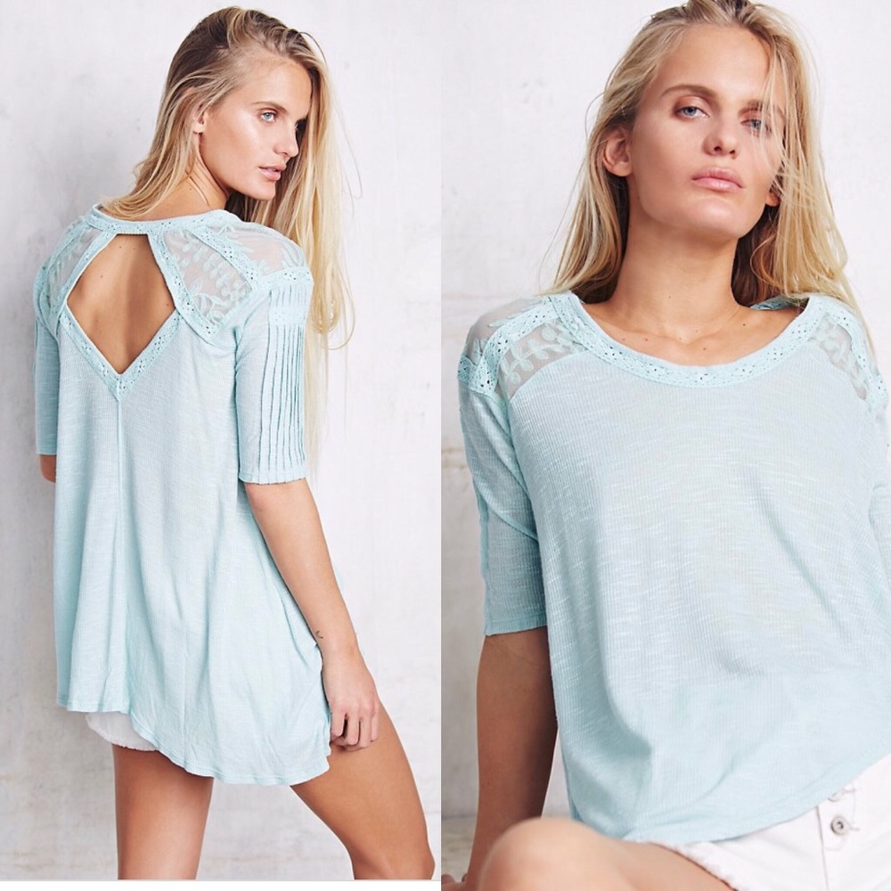 BNWOT Free People ANNIE Embroidered Tunic BLUE